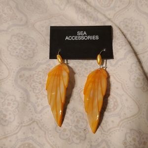 Beautiful mother of pearl earrings
